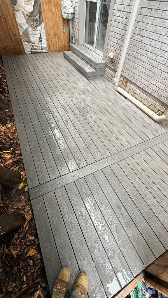 Finished composite deck Summer Hill Sydney — zero maintenance charcoal grey