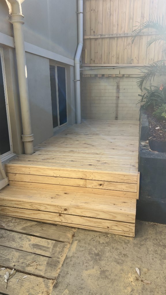 Pine deck installation with steps - Maroubra Sydney
